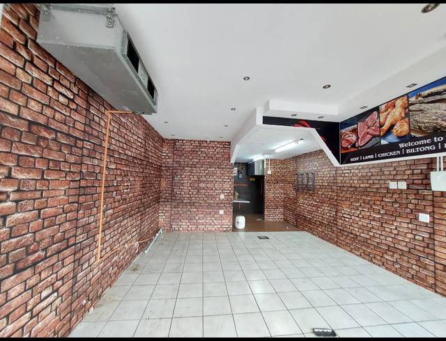 81M² RESTAURANT RENTED IN BRACKEN HEIGHTS